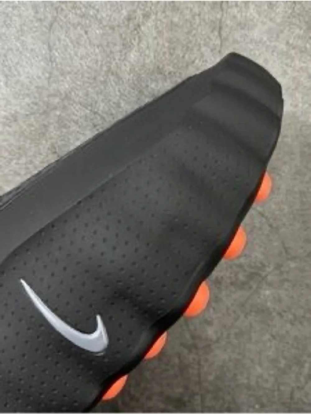 Brand new black Nike Mind 001 slippers (box not included)